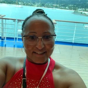 Meet your Posher, Loretta